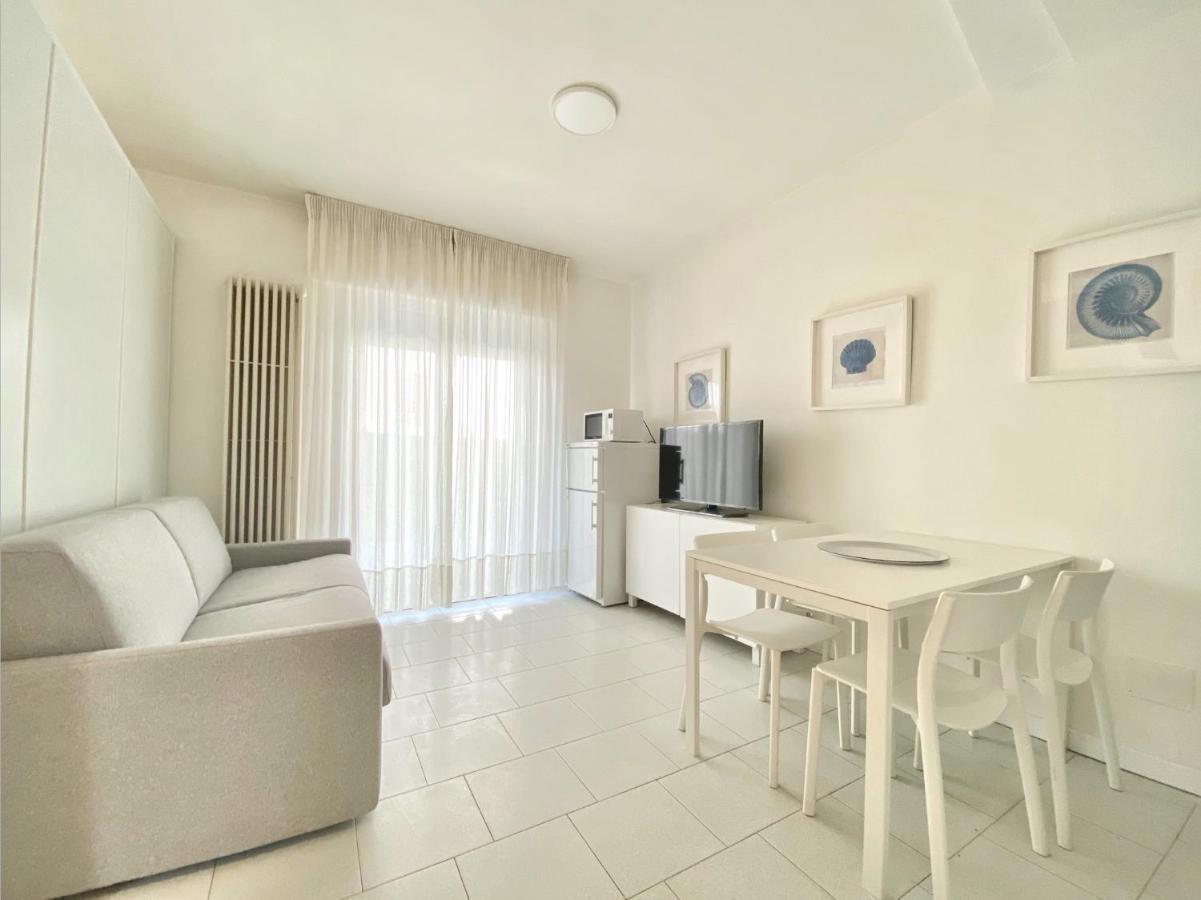 Appartamenti Cristina Carraro Immobiliare - Family Apartments Τζεσόλο Λίντο Εξωτερικό φωτογραφία